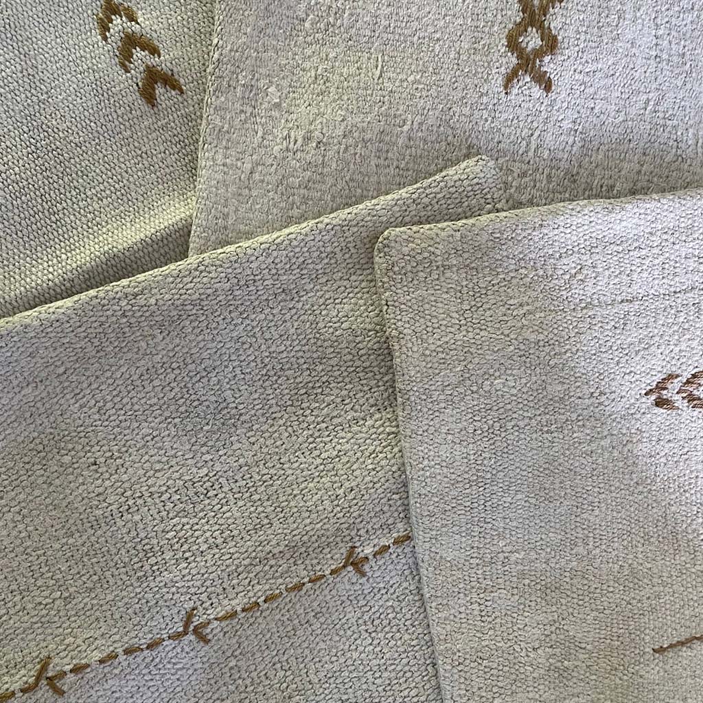 Vintage Hemp Cushion Honey