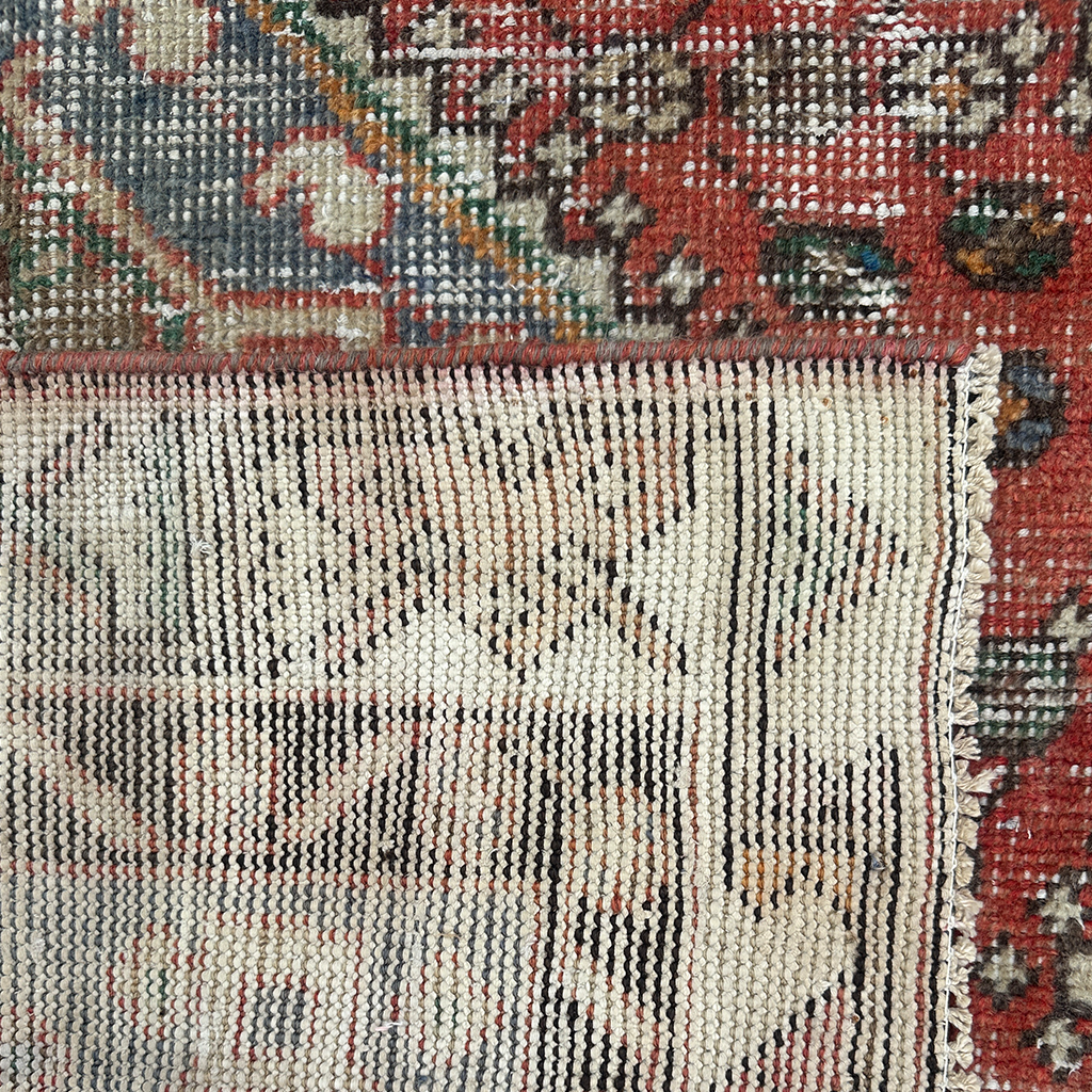 Hand Knotted Persian Shirazi Rug