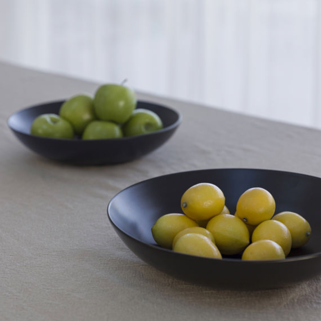 Stoneware Low Bowl Matte Black