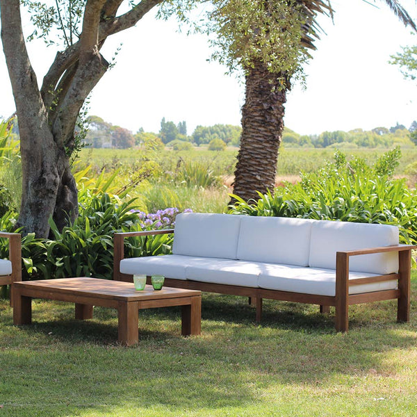 Build your own outdoor seating arrangement with the Cayman Armless Sofas. Designed in Belgium, the Cayman recycled teak range is made to withstand the harshest outdoor climates and is perfect for NZ conditions. The comfortable UV resistant cushions are filled with easy dry polyether foam and Sunproof fabric.