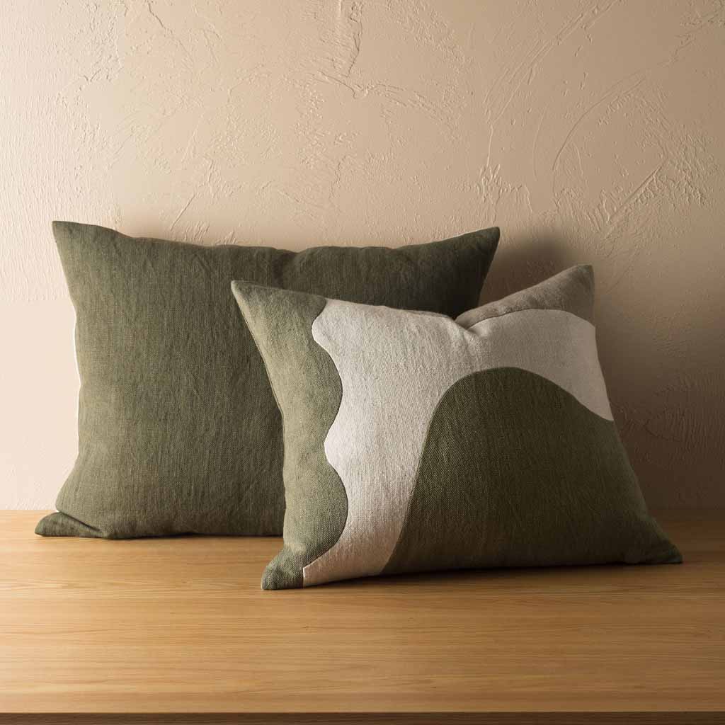 The Amano Cushion Cover is a delightfully reversable two-toned piece that celebrates warming tones and abundant texture.