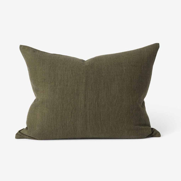 The Amano Cushion Cover is a delightfully reversable two-toned piece that celebrates warming tones and abundant texture.