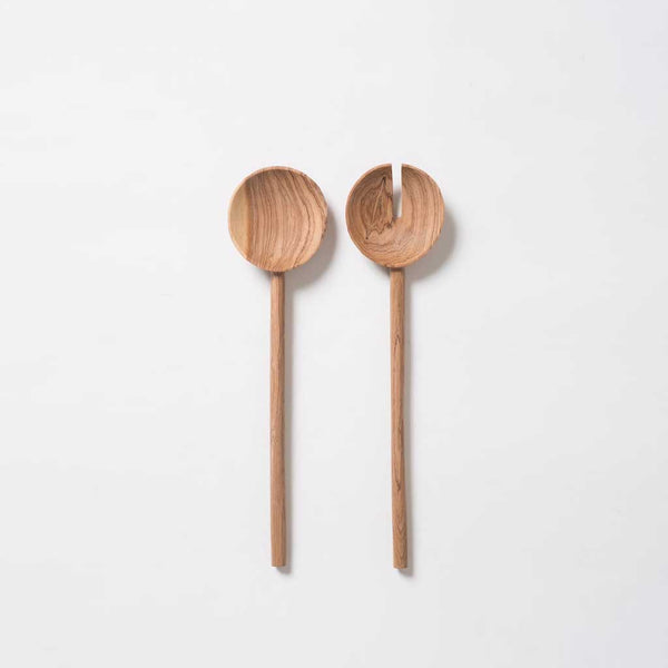 This reclaimed olive wood is sustainably and ethically sourced and produced within a fair trade environment.